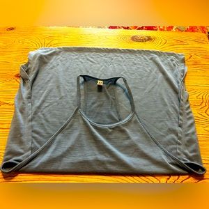 Under Armour Racerback Heat-gear Women’s Tank